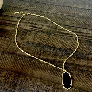 Kendra Scott 17” necklace